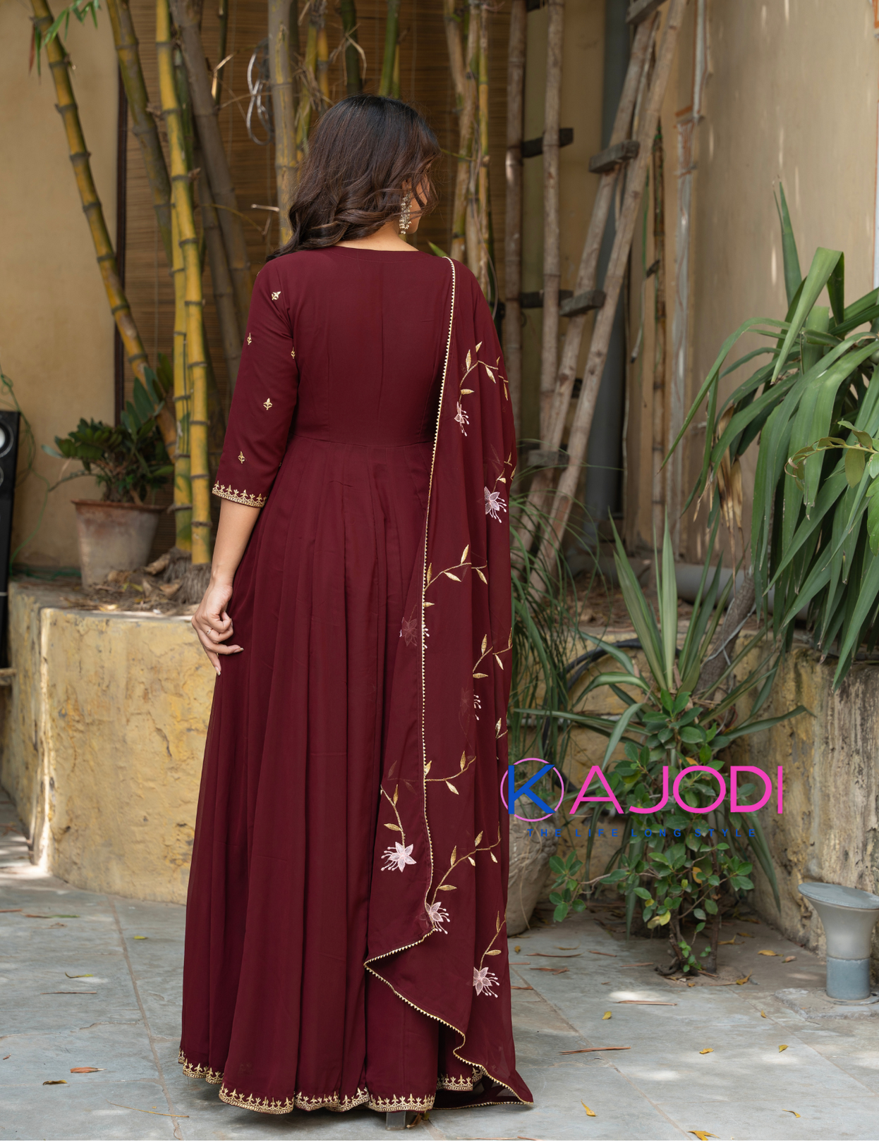 Sine Wine Embroidery Long Suit Set