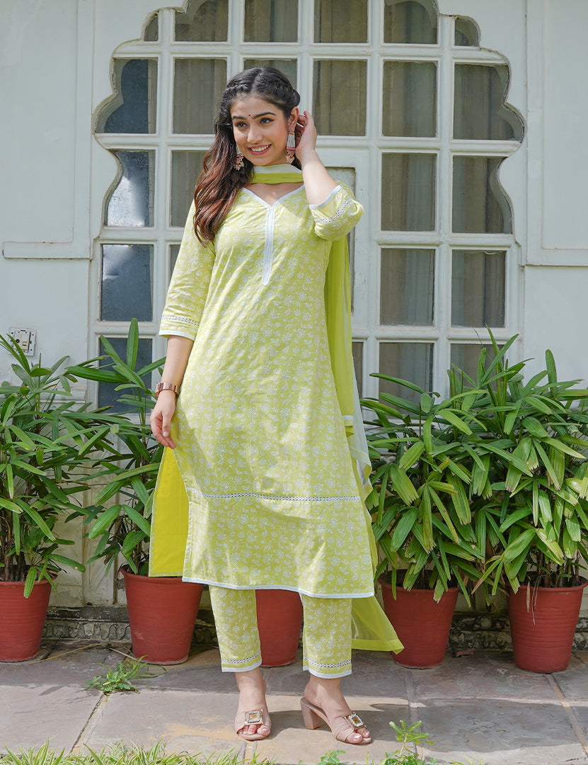 Javeri Kurta Pant With Dupatta Set (Three Nos in One Set)