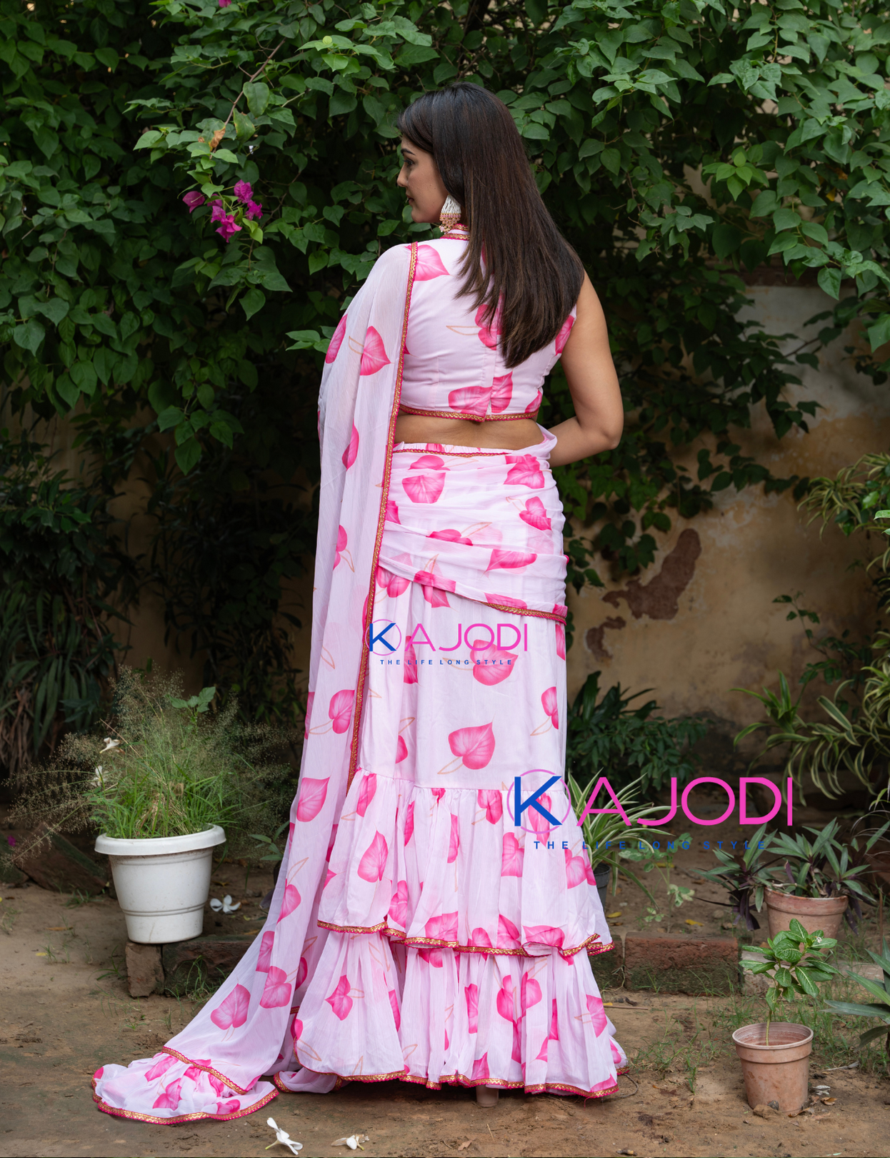 Pink High Neck Cropped saree