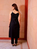 Black Gorgeous Looking Kurta With Pant(2 Nos in 1 Set)